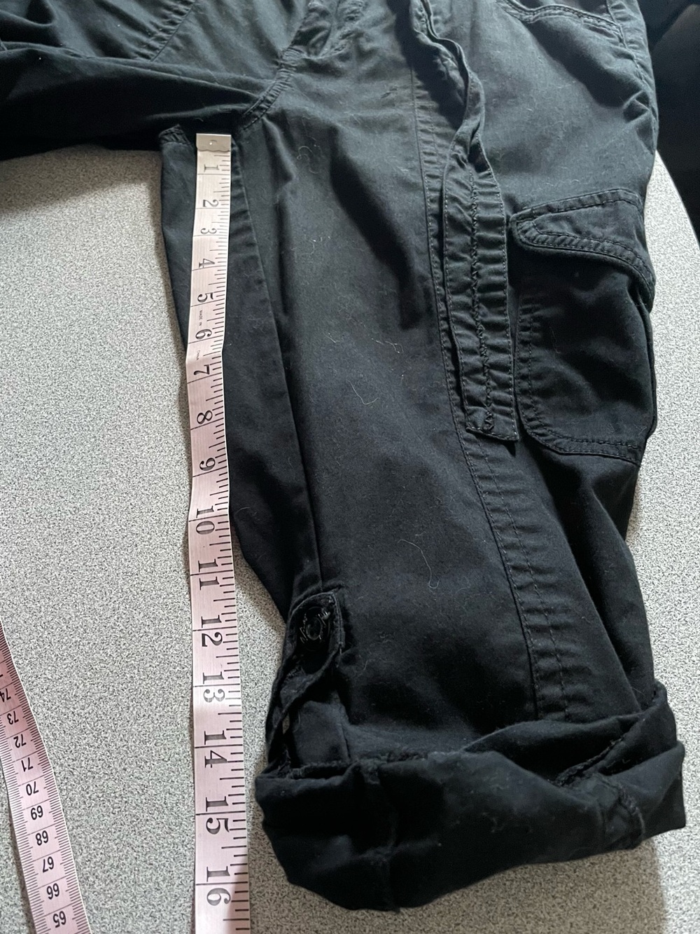 Denver Hayes Black Capri Cargo Pants Size 10 - Picture 10 of 11